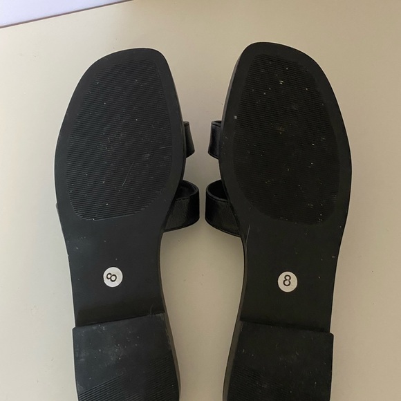 Sandals - Picture 3 of 3